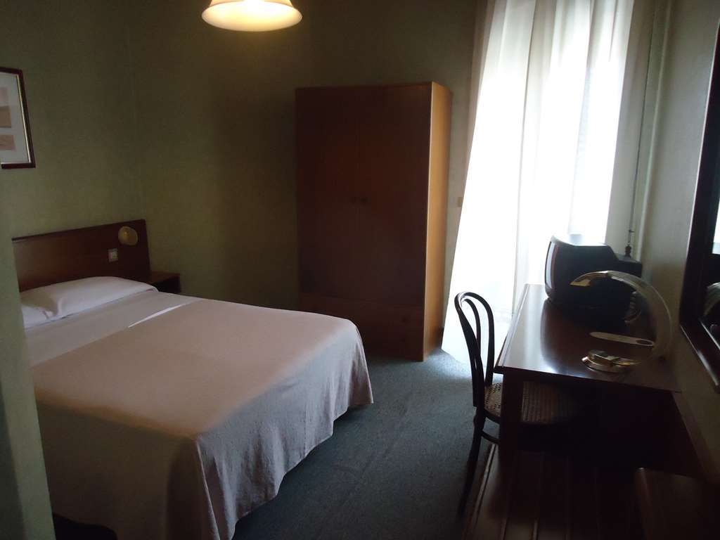 Hotel De La Ville Central Latina Værelse billede